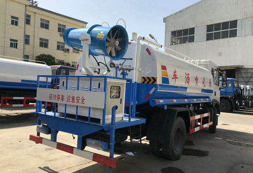 东风T3灵秀款十二吨洒水车 价格解析与多功能应用